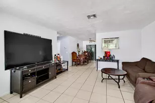 3088 Prince Dr, Lake Worth, FL 33461 - Photo 9
