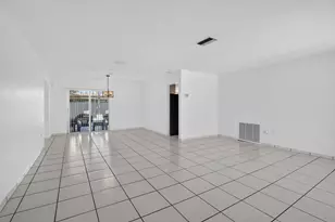 9120 SW 55th Ct, Cooper City, FL 33328 - Photo 11