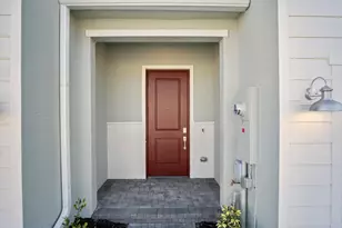 381 SE Crossoak Ln, Port Saint Lucie, FL 34984 - Photo 5