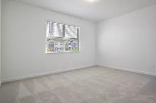 381 SE Crossoak Ln, Port Saint Lucie, FL 34984 - Photo 29