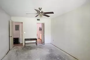 7843 Willow Spring Dr, Lake Worth, FL 33467 - Photo 9