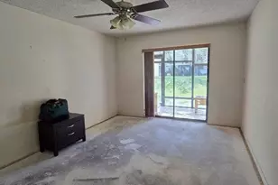 7843 Willow Spring Dr, Lake Worth, FL 33467 - Photo 5