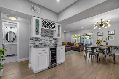 1560 NE 32nd Street, Oakland Park, FL 33334 - Photo 11