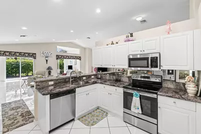 12185 Castle Pines Road, Boynton Beach, FL 33437 - Photo 15