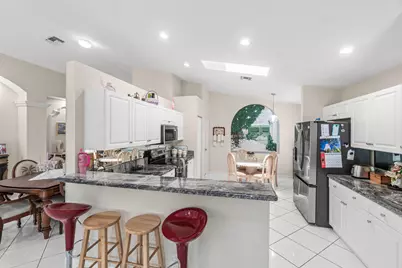 12185 Castle Pines Road, Boynton Beach, FL 33437 - Photo 11