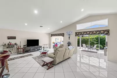 12185 Castle Pines Road, Boynton Beach, FL 33437 - Photo 5