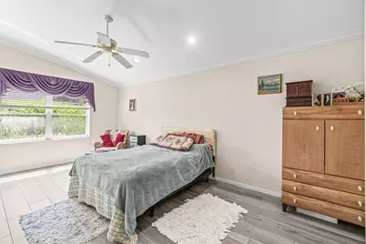 12185 Castle Pines Road, Boynton Beach, FL 33437 - Photo 17