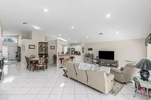 12185 Castle Pines Rd, Boynton Beach, FL 33437 - Photo 5
