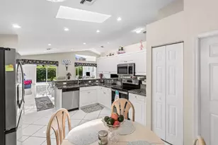 12185 Castle Pines Rd, Boynton Beach, FL 33437 - Photo 15