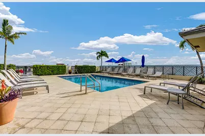 235 NE 1st Street #404, Delray Beach, FL 33444 - Photo 11