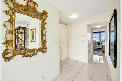 936 Intracoastal Drive #10E, Fort Lauderdale, FL 33304 - Photo 5