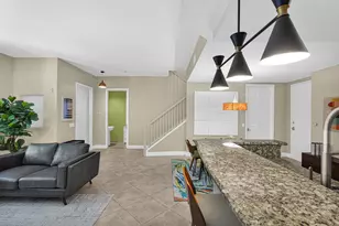 2601 NE 14th Ave, Wilton Manors, FL 33334 - Photo 19