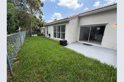 7657 Sanctuary Drive, Coral Springs, FL 33065 - Photo 17