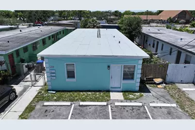 633 NW 15th Terrace, Fort Lauderdale, FL 33311 - Photo 1