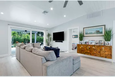 27 Willow Road, Tequesta, FL 33469 - Photo 9