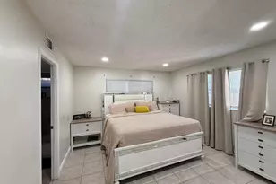 1421 NW 45th St, Deerfield Beach, FL 33064 - Photo 11