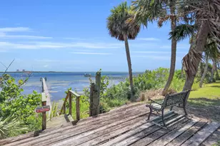 8609 S Indian River Dr, Fort Pierce, FL 34982 - Photo 1