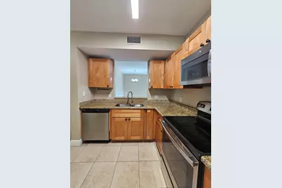 1049 Golden Lakes Boulevard #115, West Palm Beach, FL 33411 - Photo 5