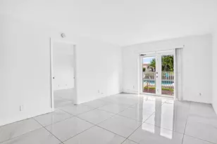 840 Pine Dr, Pompano Beach, FL 33060 - Photo 13