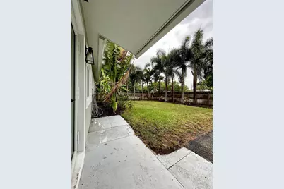 5950 NE 6th Avenue, Oakland Park, FL 33334 - Photo 23