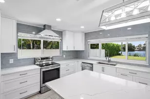 1128 SW 7th St, Boca Raton, FL 33486 - Photo 9