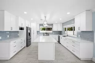 1128 SW 7th St, Boca Raton, FL 33486 - Photo 7