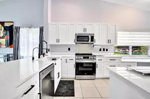 7669 Springwater Pl, Boynton Beach, FL 33437 - Photo 37