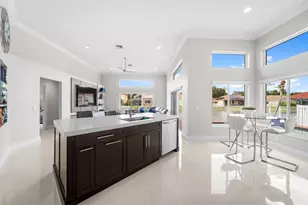 10287 NW 53rd Ct, Coral Springs, FL 33076 - Photo 11