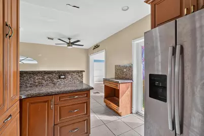14621 Lincoln Boulevard, Miami, FL 33176 - Photo 9