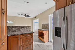 14621 Lincoln Blvd, Miami, FL 33176 - Photo 9
