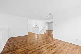 19389 SW 64th St, Pembroke Pines, FL 33332 - Photo 17