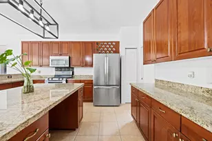 19389 SW 64th St, Pembroke Pines, FL 33332 - Photo 3
