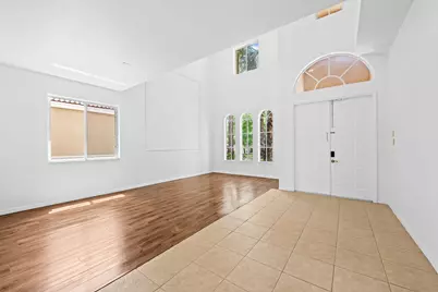 19389 SW 64th Street, Pembroke Pines, FL 33332 - Photo 9
