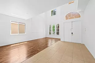 19389 SW 64th St, Pembroke Pines, FL 33332 - Photo 9