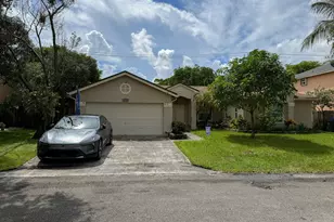 4786 NW 14th St, Coconut Creek, FL 33063 - Photo 1