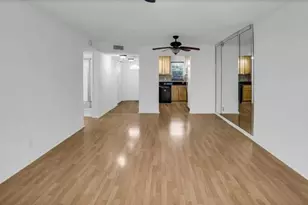 9355 SW 8th St, Boca Raton, FL 33428 - Photo 17