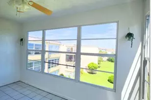 9355 SW 8th St, Boca Raton, FL 33428 - Photo 27
