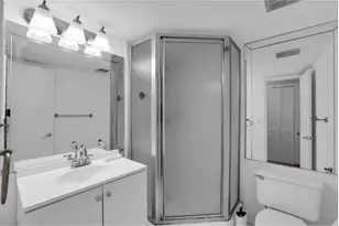 9355 SW 8th St, Boca Raton, FL 33428 - Photo 15