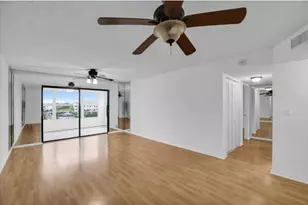 9355 SW 8th St, Boca Raton, FL 33428 - Photo 7