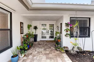 6928 Villas Dr W, Boca Raton, FL 33433 - Photo 5