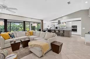 6928 Villas Dr W, Boca Raton, FL 33433 - Photo 11