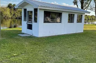 1339 Old Lakeport Rd NW, Moore Haven, FL 33471 - Photo 23