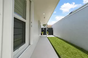 249 SW 159th Ave, Sunrise, FL 33326 - Photo 3
