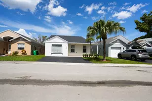 249 SW 159th Ave, Sunrise, FL 33326 - Photo 29