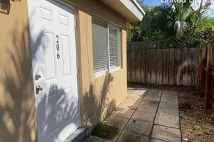 204 NE 10th Ave, Fort Lauderdale, FL 33301 - Photo 1