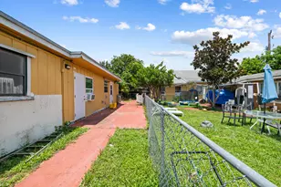 4373 Venus Ave, West Palm Beach, FL 33406 - Photo 11