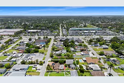 4373 Venus Avenue, West Palm Beach, FL 33406 - Photo 13
