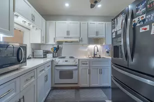 2050 NE 39th St, Lighthouse Point, FL 33064 - Photo 3