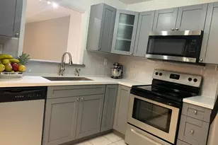404 NW 68th Ave, Plantation, FL 33317 - Photo 5