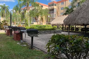 404 NW 68th Ave, Plantation, FL 33317 - Photo 25